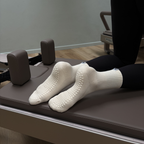 GRIP SOCKS · BEIGE