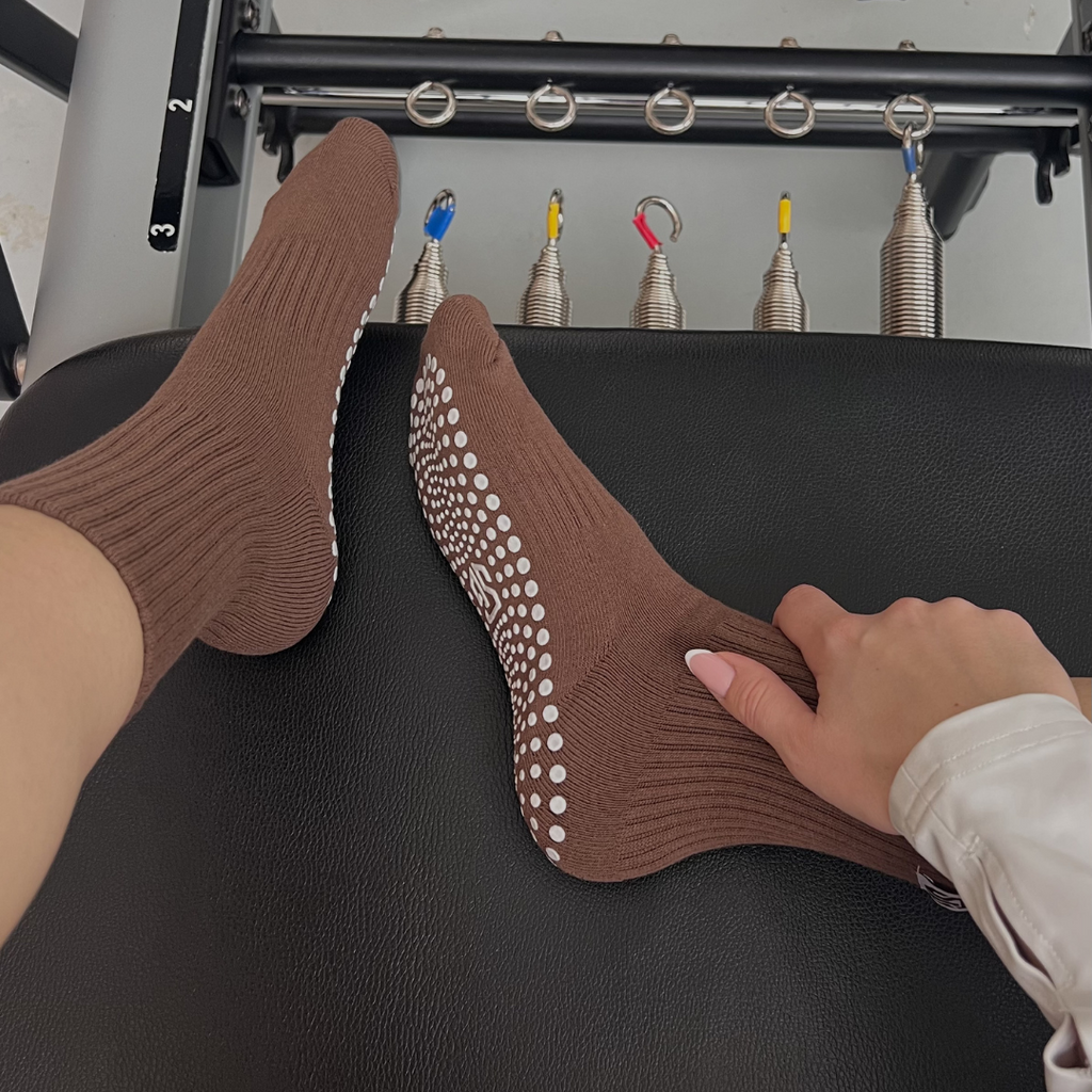 PILATES SOCKS · SORT/SORT