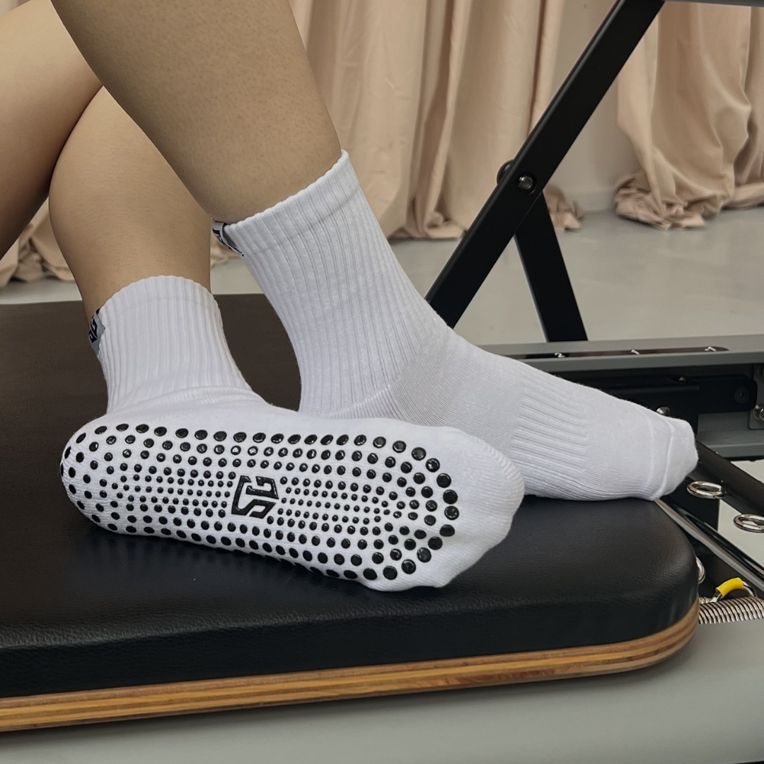 PILATES SOCKS · HVID/SORT