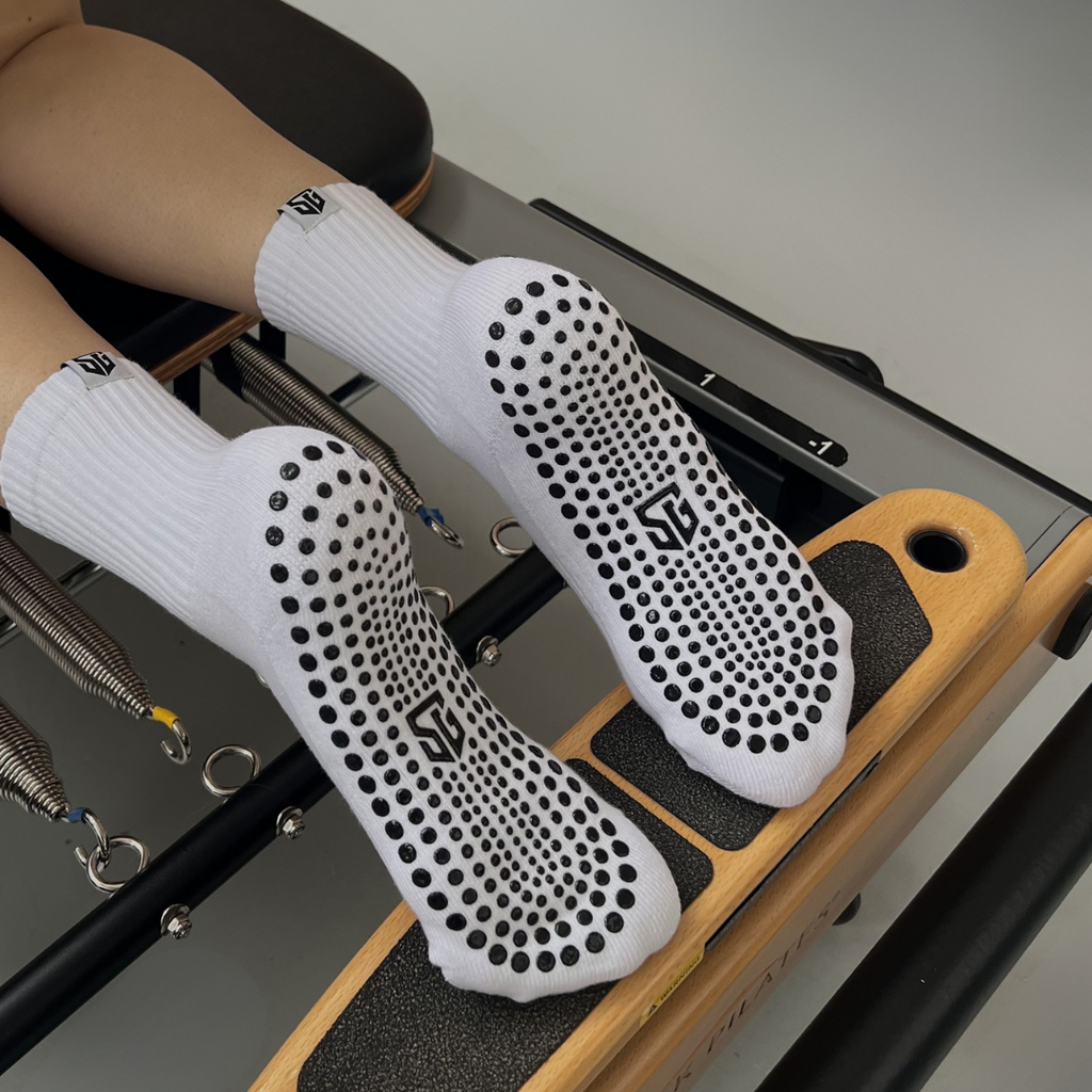 PILATES SOCKS · HVID/SORT