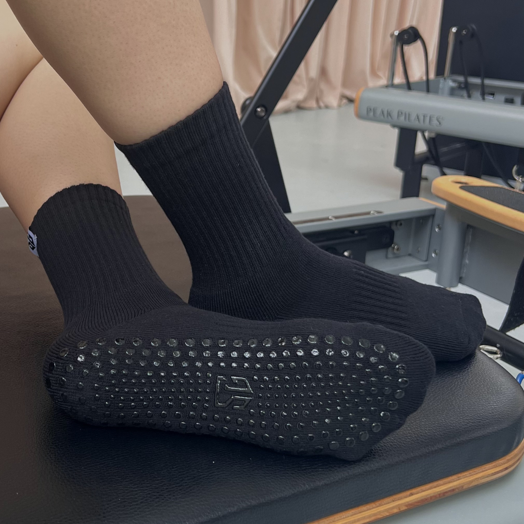 PILATES SOCKS · SORT/SORT