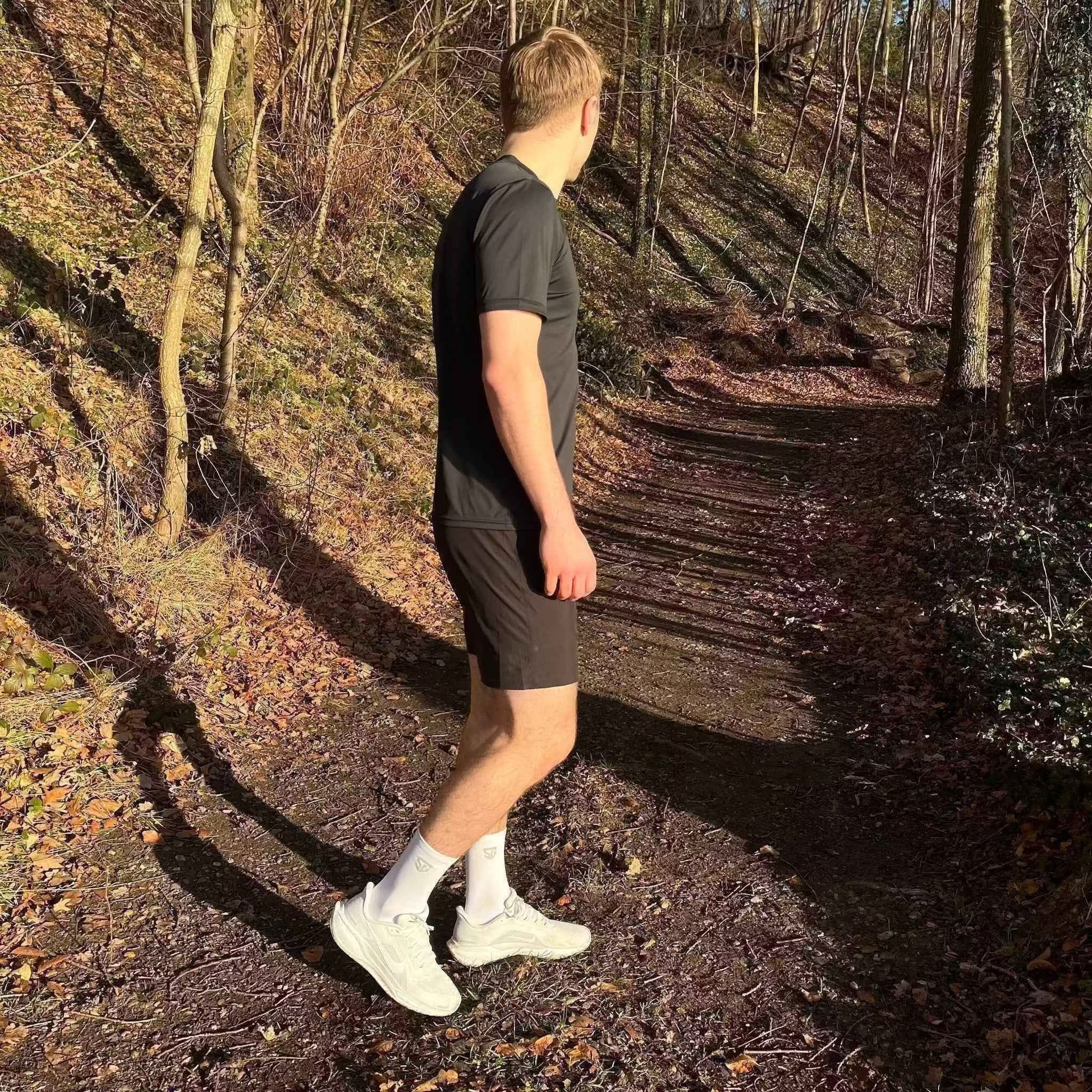 PERFORMANCE · RUNNING SOCKS · SORT/GRÅ