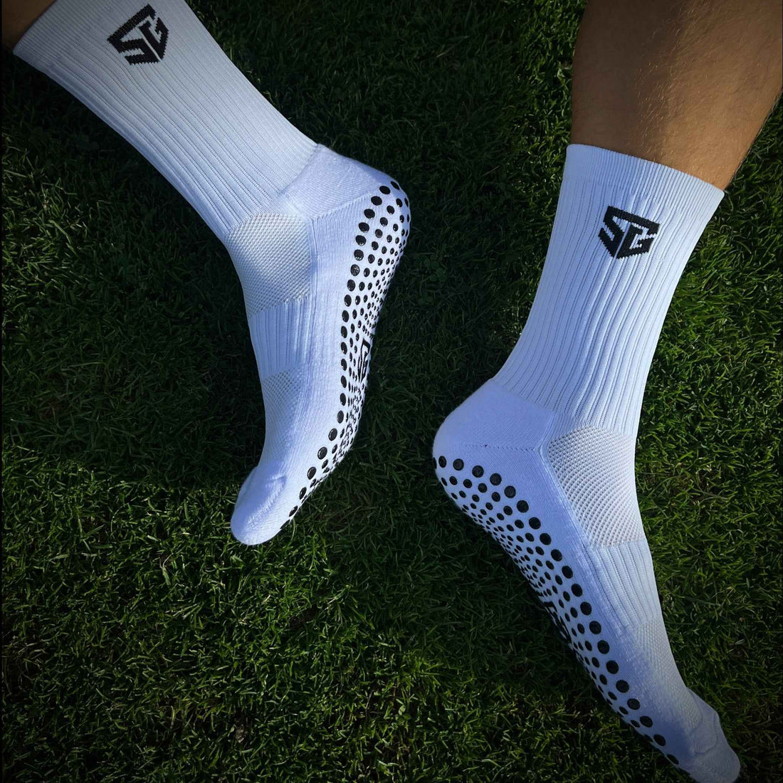 PERFORMANCE · GRIP SOCKS · SORT
