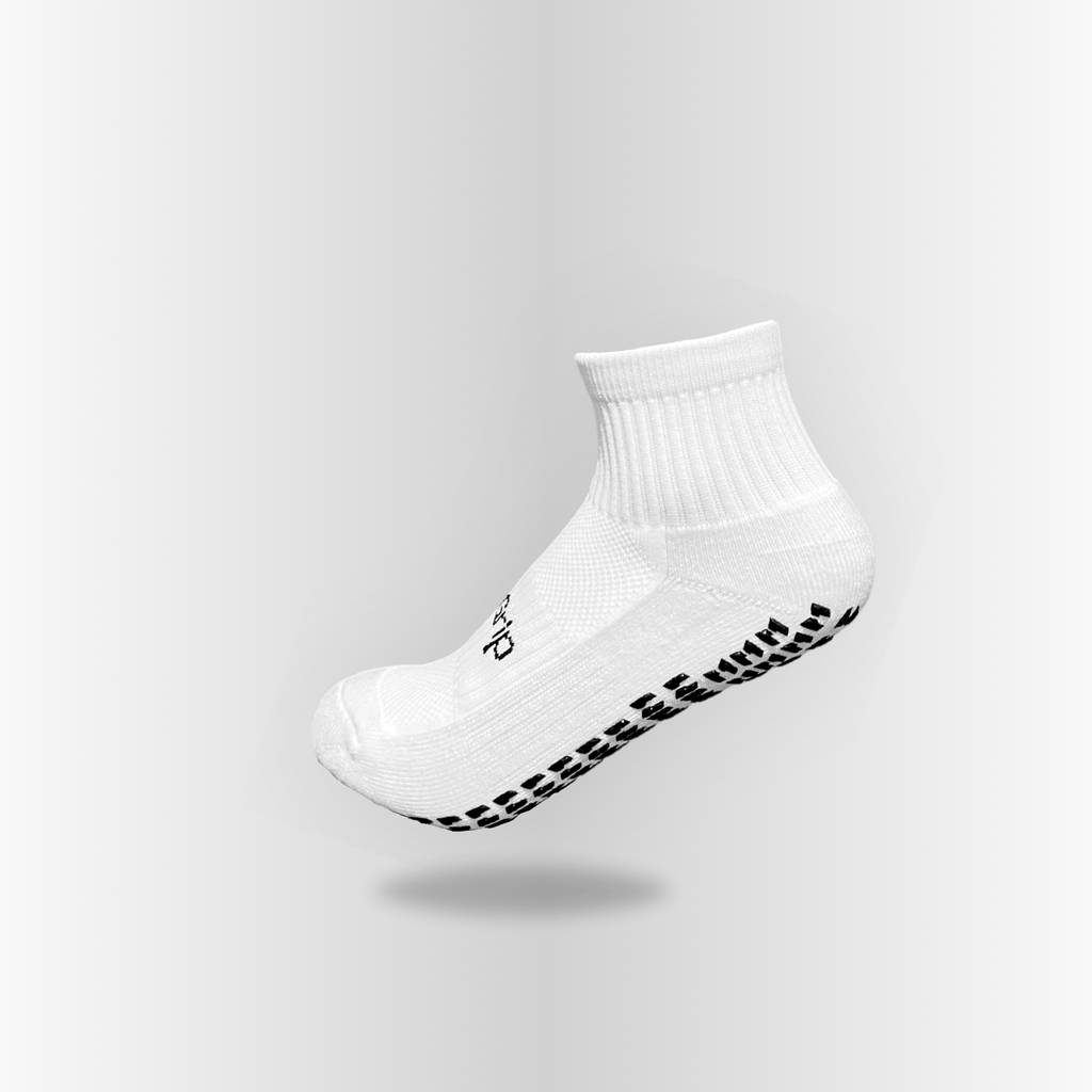 PERFORMANCE SHORT GRIP SOCKS · SORT